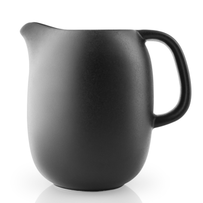 Dzbanek-sosjerka Eva Solo Nordic Kitchen Black 0.5l