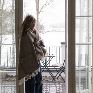 Szal z kieszeniami Lapuan Kankurit ARVO white-brown 60x180 cm - 2