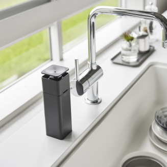 Dozownik na płyn do mycia naczyń Yamazaki Push Tower czarny - 5