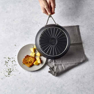 Patelnia nieprzywierająca Demeyere Alu Industry 3 Duraslide 28 cm - 6