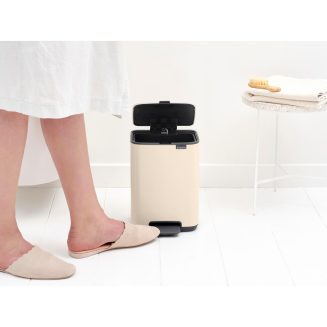 Kosz pedałowy Brabantia Bo 4 l Soft Beige - 5
