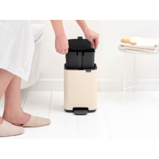 Kosz pedałowy Brabantia Bo 4 l Soft Beige - 9