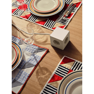 Listwa zasilająca Avolt Square 1 z podwójnym USB-C 30 W i podstawą magnetyczną 3 m beżowa - 8