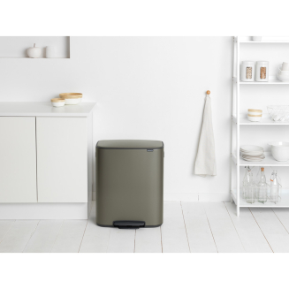 Brabantia Bo waste bin 60l platinum - 5