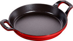 Okrągłe naczynie do pieczenia i zapiekania Staub - Czerwony, 750 ml