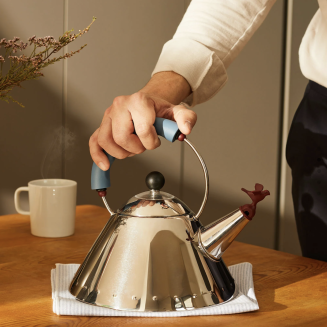 Czajnik z gwizdkiem Alessi 9093 2l błękitny - 3