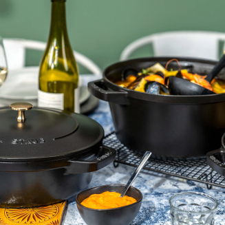  Set of 3 Staub cast iron cookware with lid - 24 cm, Black - 4