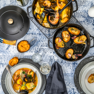  Set of 3 Staub cast iron cookware with lid - 24 cm, Black - 7