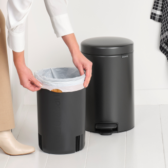 Kosz łazienkowy Brabantia NewIcon 12l Confident Grey - 5