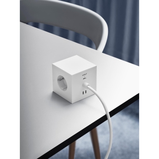 Listwa zasilająca Avolt Square 1 z podwójnym USB-C 30 W i podstawą magnetyczną 3 m opalizująca biel - 8