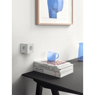 Listwa zasilająca Avolt Square 1 z podwójnym USB-C 30 W i podstawą magnetyczną 3 m opalizująca biel - 6