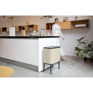 Brabantia Bo Touch Bin 11+11+11l delicate beige - 4