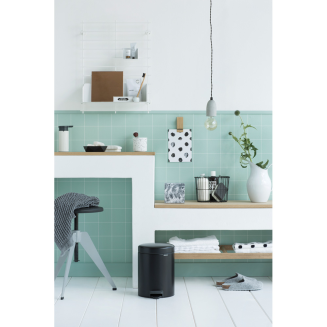 Kosz łazienkowy Brabantia NewIcon 5l Matt Black - 4