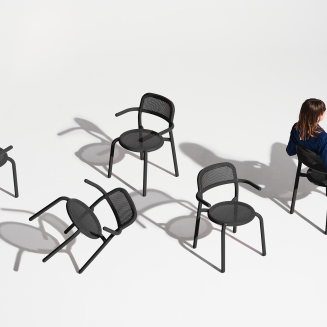 ZESTAW: Stół ogrodowy Fatboy Tavolo Toní + 4 x Fotel ogrodowy Fatboy Armchair Toní - 4