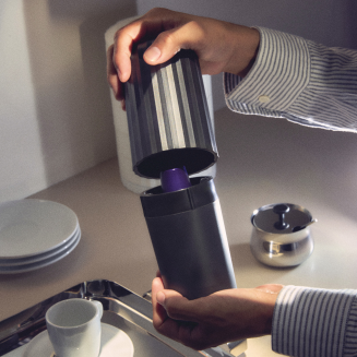 Urządzenie do recyclingu kapsułek kawy Alessi Plissé Black - 7