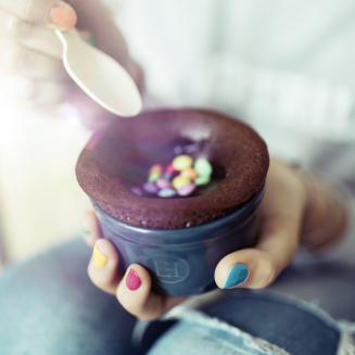  Set of two Emile Henry N°10 cream ramekin baking bowls - 3