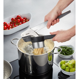  Gefu FORCE ONE vegetable/cake press - 3