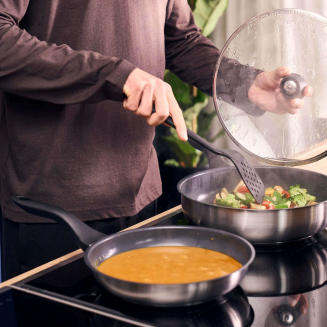 Patelnia saute ceramiczna z pokrywą Henckels by Zwilling Stream 28 cm - 4