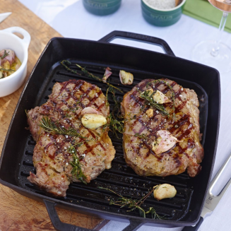 Żeliwna patelnia grillowa Staub z dwoma uchwytami 28 cm black - 4