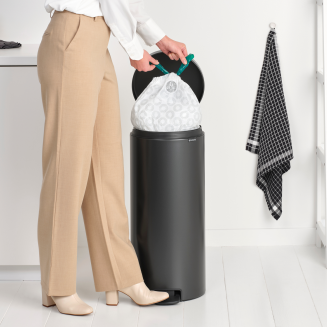 Kosz łazienkowy Brabantia NewIcon 30l Confident Grey - 7