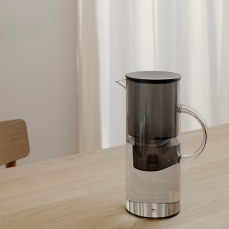Dzbanek do filtrowania wody Stelton EM77 Smoke - 4
