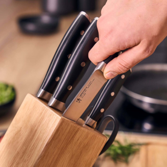 Nóż uniwersalny z ząbkami Henckels by Zwilling Accent 13 cm - 4