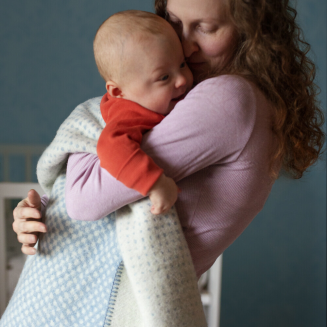 Koc Lapuan Kankurit JUHANNUS white-blue 100x150 cm - 6