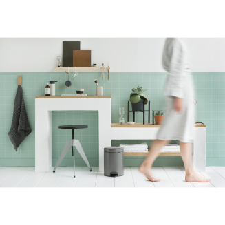 Kosz łazienkowy Brabantia NewIcon 5l Platinium - 3