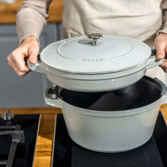 Zestaw 2 naczyń żeliwnych z pokrywą Staub biała trufla - 2