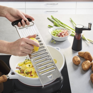  Gefu Pato potato grater - 2