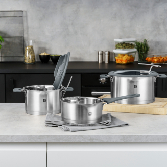  Set of 5 Zwilling Simplify pots - 15