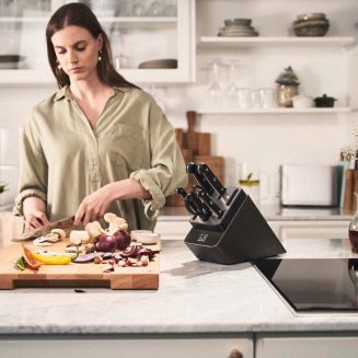 Nóż uniwersalny z ząbkami Zwilling Gourmet 13 cm - 3