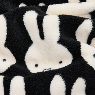Pufa Fatboy x Miffy Original Slim Teddy Black&White 155x120 cm - 3