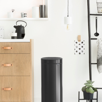  Brabantia Touch Bin 30l, matt black - 3
