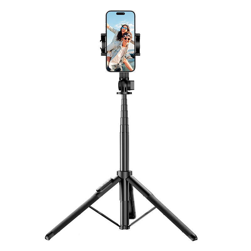  Selfie stick UGREEN 15062 tripod with BT remote control (black)