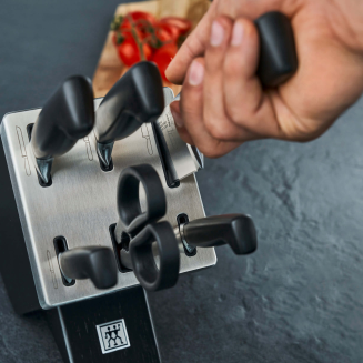 Zestaw 5 noży w bloku samoostrzącym z nożycami Zwilling Four Star Black - 11