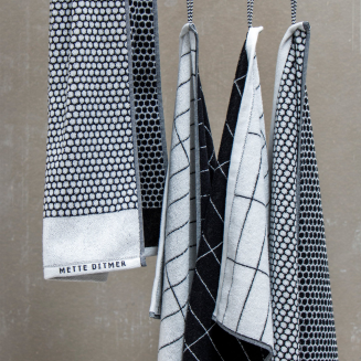 Ręcznik Mette Ditmer TILE Black & Off-White - 6