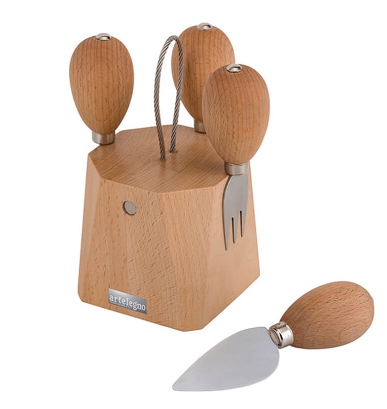  A set of accessories for Artelegno Parma cheese