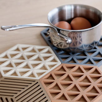 Zestaw 3 podkładek pod naczynia Zone Denmark Hexagon Khaki&Sand&Almond - 4