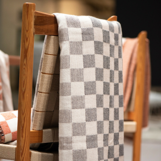 Koc Lapuan Kankurit Shakki beige-black-white 130x180 cm - 4