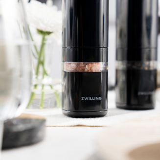  Zwilling Enfinigy electric salt or pepper grinder, black - 5