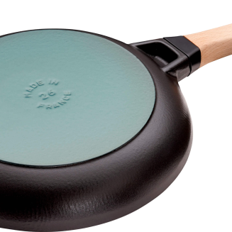 Patelnia żeliwna z drewnianym uchwytem Staub 26 cm - 3