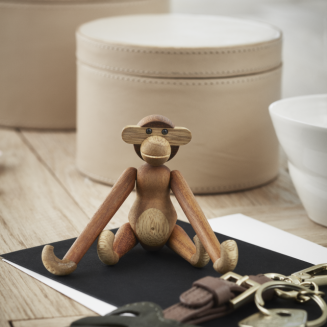 Figurka drewniana Kay Bojesen Małpka teak i dąb mini - 6