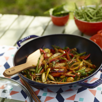 Wok żeliwny z pokrywką Staub - 30 cm, Niebieski - 4