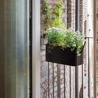  Eva Solo Simply Grow Balcony Self-Watering Planter - 4