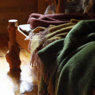 Koc z moherem Lapuan Kankurit REVONTULI powder-olive 130x170 cm - 3