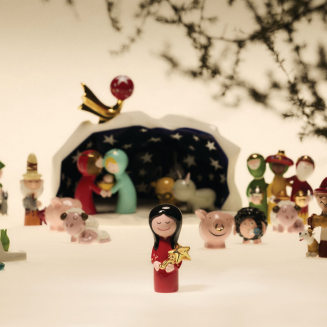 Porcelanowa figurka świąteczna Alessi Dziecko Gwiazd - 5