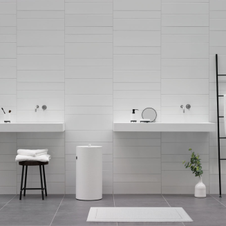  Aquanova Icon Black towel ladder - 3