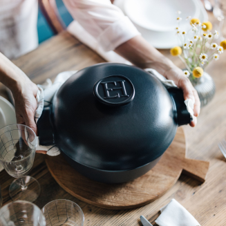 Garnek ceramiczny na indukcję Emile Henry Delight 2 l czarny - 8