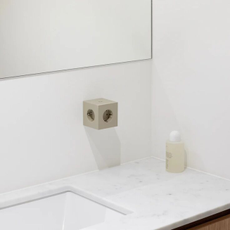 Rozszerzacz gniazd Avolt Square 2 z podwójnym USB-C o mocy 30 W beżowy - 9